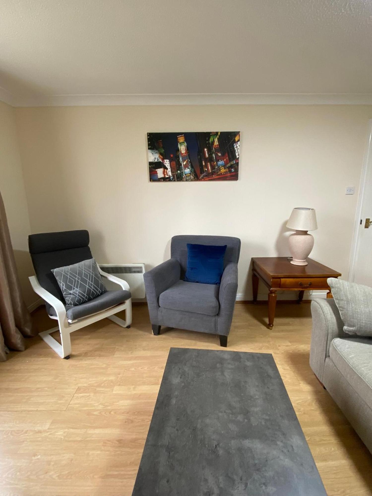 Pure Dunfermline East - Dalgety Bay Apartment *